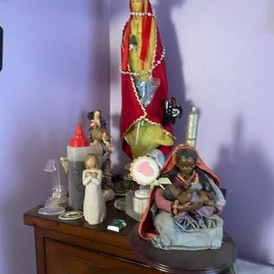 I’m not sure what there called but it’s for sale everything in the picture